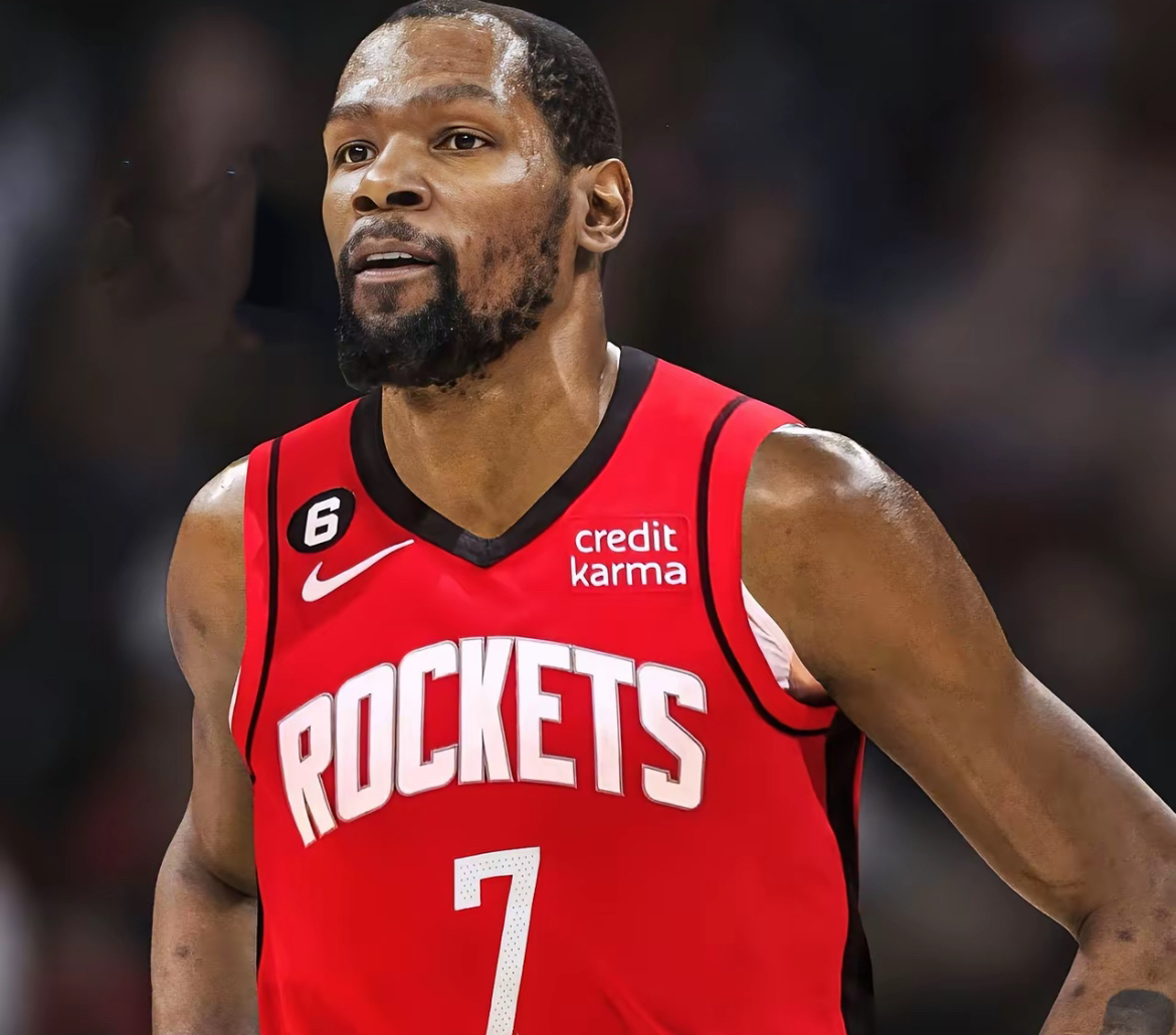 包含里程碑夜休斯敦火箭止住颓势，欧篮联转会期刷纪录，震撼外界，阵容厚度经受考验的词条