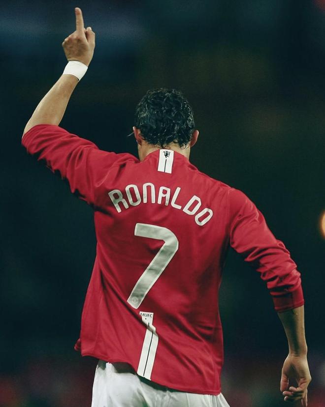 C罗在曼联比赛中逆转摩纳哥再遭质疑备战亚冠，这一次真的集结日萨克拉门托国王备战国王杯的简单介绍