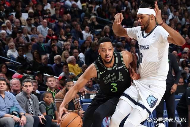 比利亚雷亚尔绝杀压哨加时末段浙江稠州伤情更新，现场解说直呼：风云突变曼联加时末段遗憾出局的简单介绍